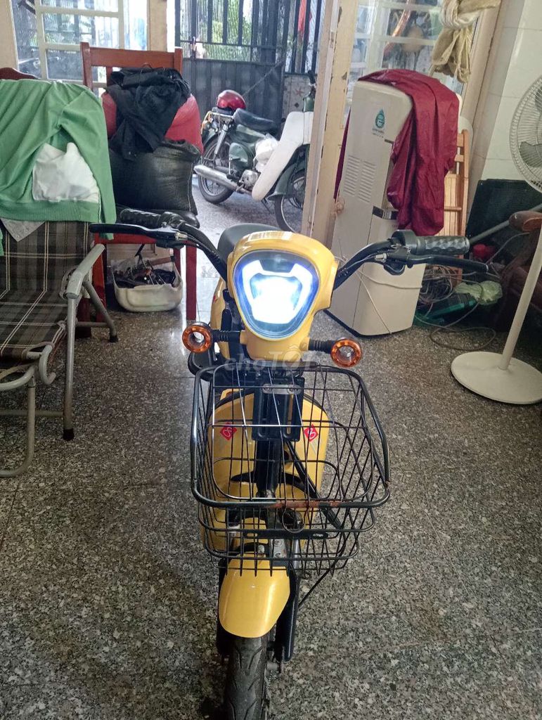 Xe đạp điện màu Vàng Đã qua sử dụng. Mua bán Xe điện tại Quận 12 Tp Hồ Chí Minh được đăng bởi Tên chưa cung cấp hình 1