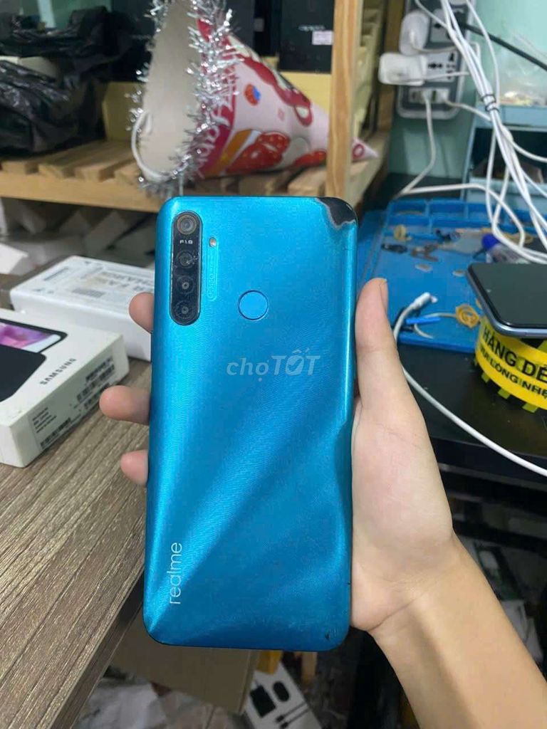 Realme 5i, 32g, pin trâu bò, full cn. Mua bán Điện thoại tại Thành phố Thủ Dầu Một Bình Dương được đăng bởi Phước Mobile hình 1