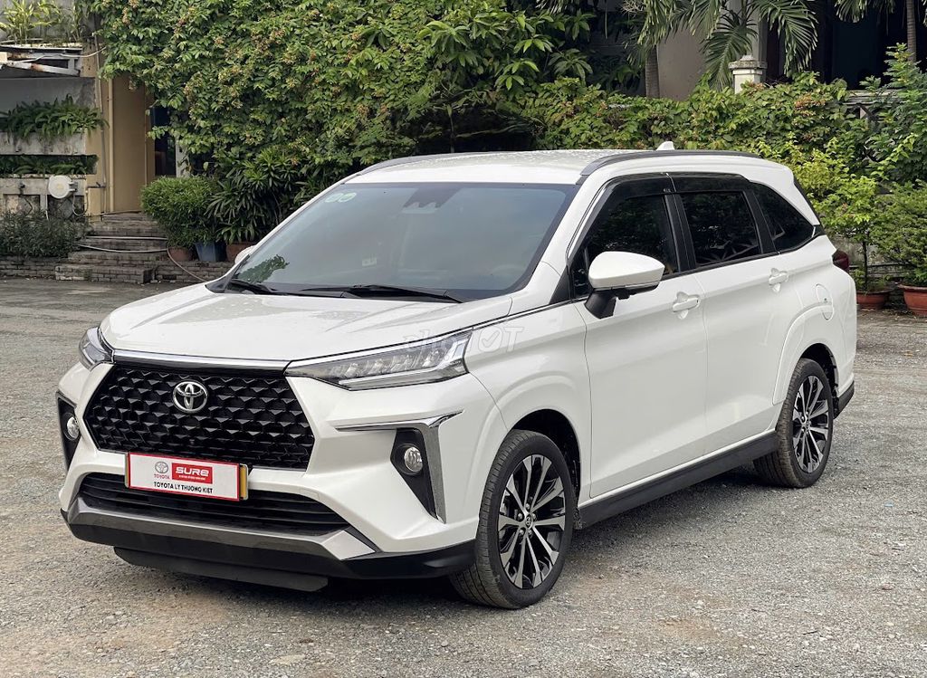 (Xe Hãng) Toyota Veloz Cross Top 2024  - 37000 km. Mua bán Ô tô tại Quận Tân Phú Tp Hồ Chí Minh được đăng bởi Đan Viên Toyota Tân Phú  hình 2