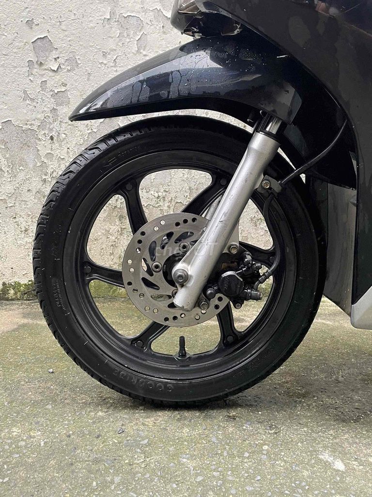 Honda Vision 2013 chính chủ máy êm ru. Mua bán Xe máy tại Thành phố Thủ Đức Tp Hồ Chí Minh được đăng bởi Lê Hạnh hình 2