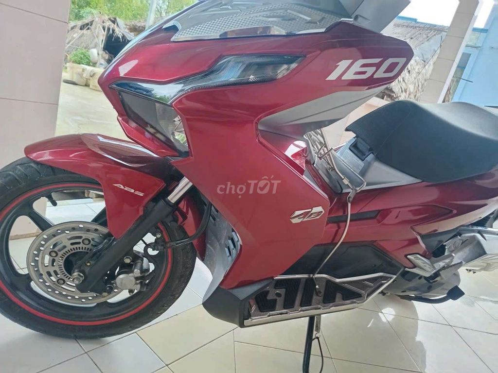 Honda Air Blade 160 Đỏ 11857 km. Mua bán Xe máy tại Huyện Cần Giuộc Long An được đăng bởi Nguyễn Trung Dũng  hình 1