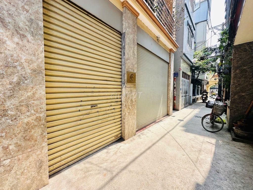 Продажа дома в Чунг Ване, 48 м², 4 этажа, 4 спальни, 8,25 миллиарда долларов