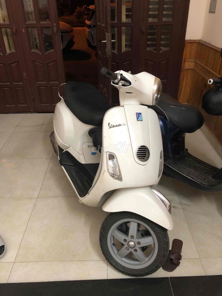 Пьяджо Веспа LX, 3 года, 125, 2012, белый