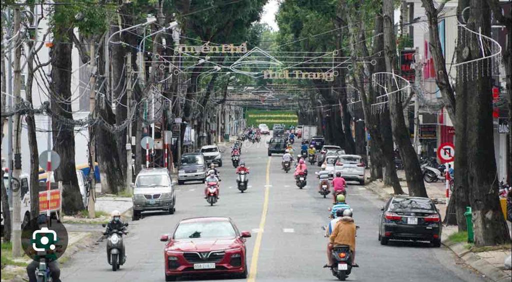 Cho Thuê Nhà Mặt Tiền Nguyễn Trải Giá Tot ( 10tr)