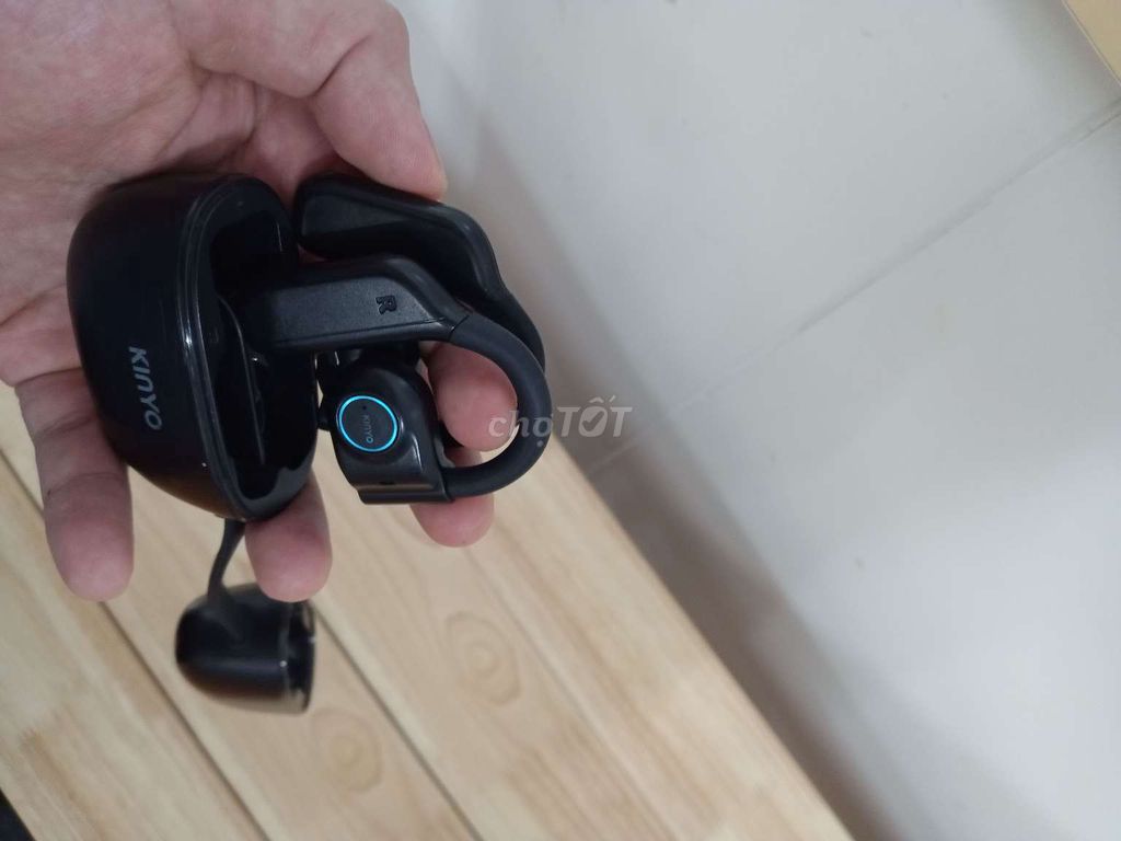 Tai nghe Kinyo Bluetooth Đen. Mua bán Tivi, Âm thanh tại Huyện Quốc Oai Hà Nội được đăng bởi Duong Alex hình 1