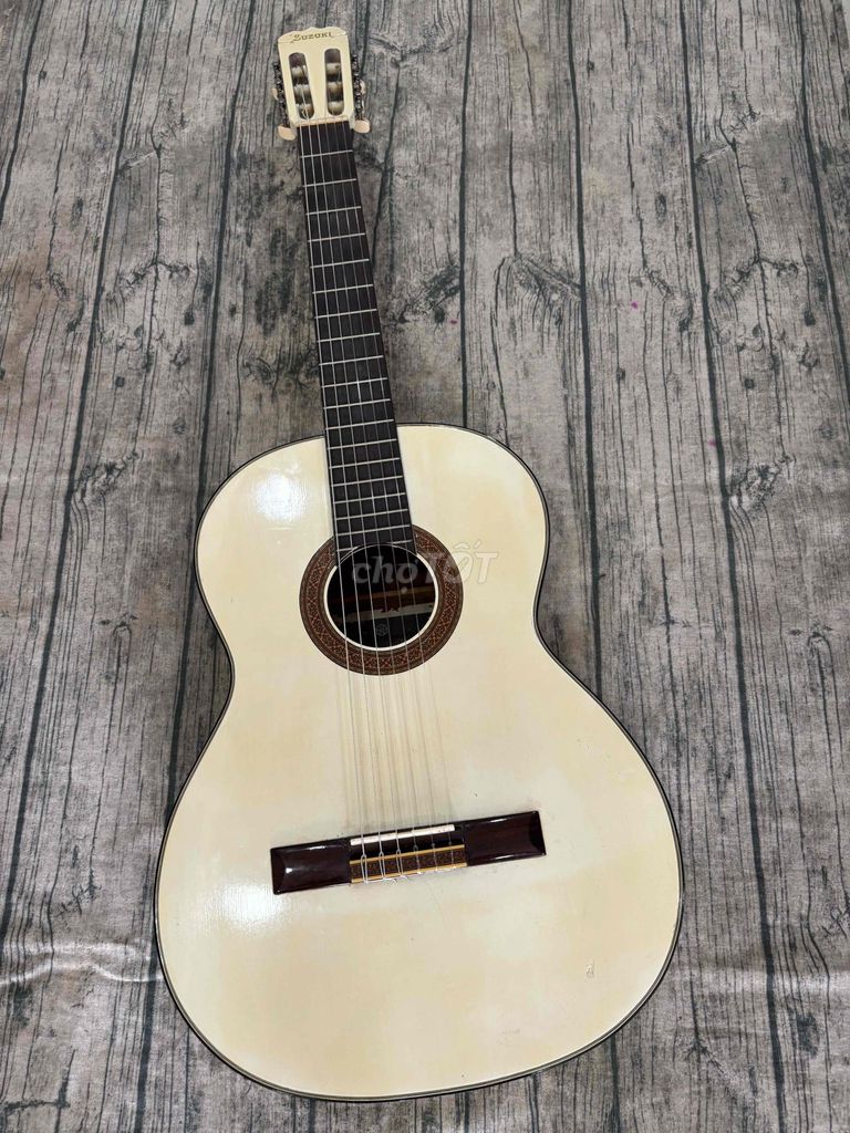 Đàn guitar Classic Suzuki Trắng kem. Mua bán Nhạc cụ tại Quận Gò Vấp Tp Hồ Chí Minh được đăng bởi Đào Nguyễn hình 1