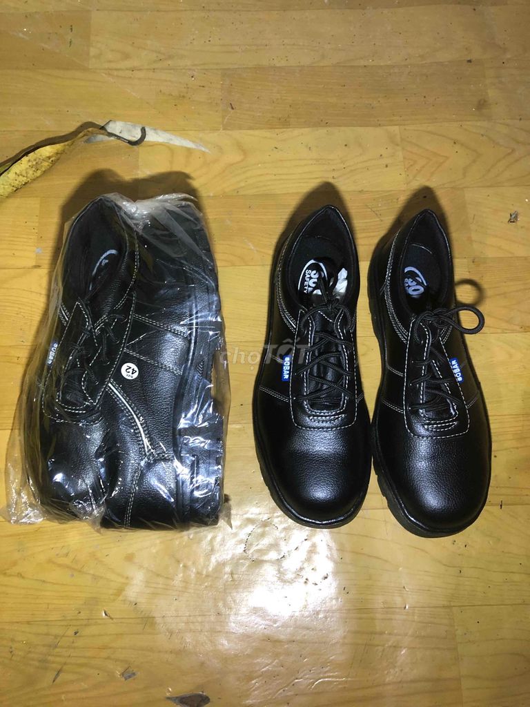 Giày bảo hộ Nam Đen size 42 Mới 100%. Mua bán Giày dép tại Quận Ninh Kiều Cần Thơ được đăng bởi Thành hình 1