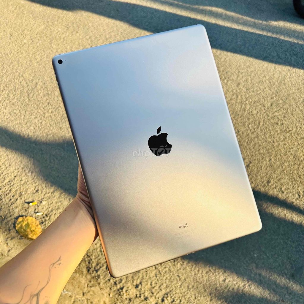 Apple iPad Pro 12.9 inch 128GB. Mua bán Máy tính bảng tại Quận Gò Vấp Tp Hồ Chí Minh được đăng bởi Nguyen Phuc Store hình 1