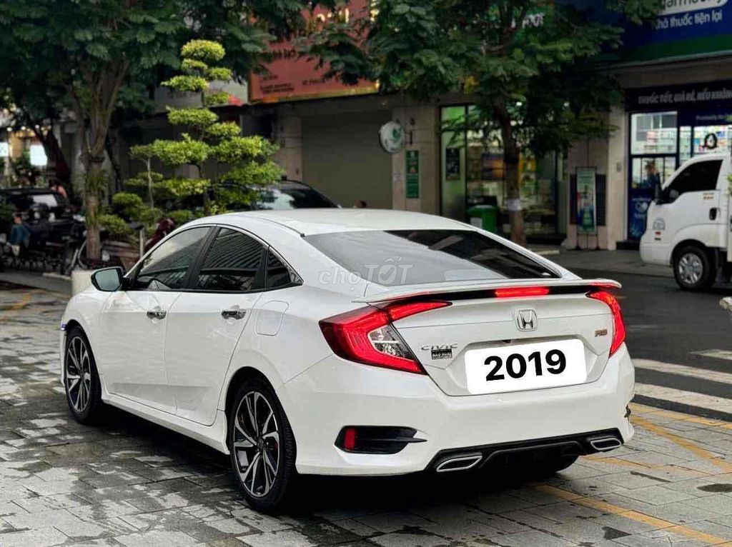 Honda Civic 2019 G 1.8 AT - 60000 km. Mua bán Ô tô tại Huyện Trảng Bom Đồng Nai được đăng bởi Cường hình 5