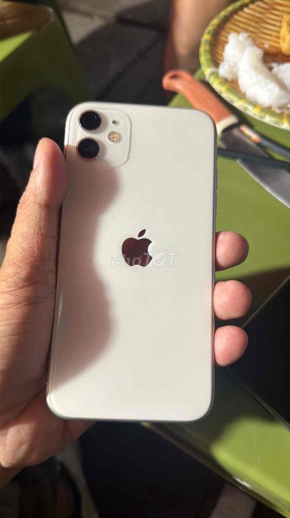 Apple iPhone 11 64GB Trắng. Mua bán Điện thoại tại Quận Đống Đa Hà Nội được đăng bởi Tony Sói hình 1