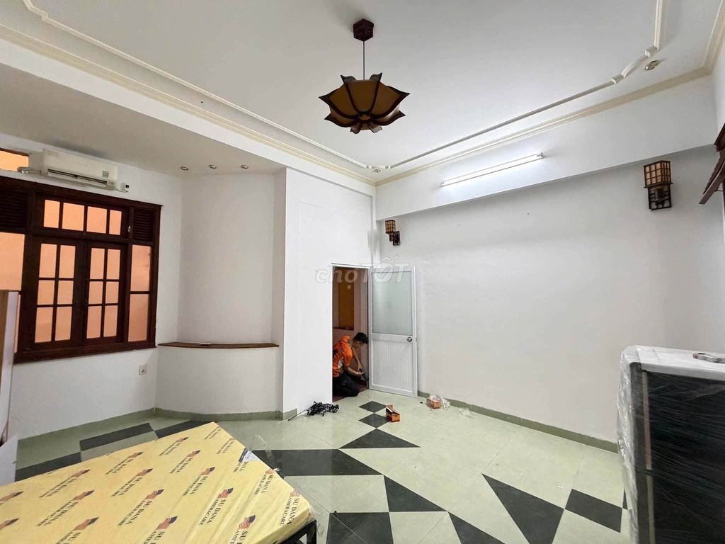 Аренда · 2 комн. · Quận Hải Châu, ул. Đường Quang Trung