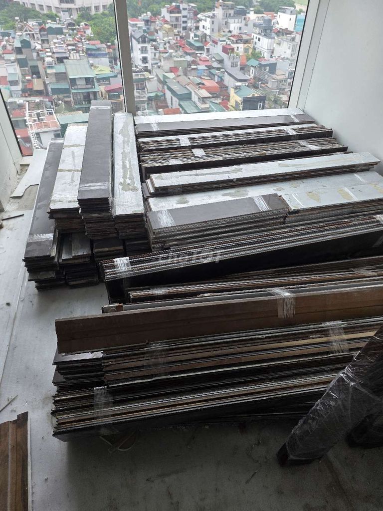 Sàn gỗ Gỗ thịt ghép màu gụ chưa dùng. Mua bán Nội thất, đồ gia dụng khác tại Quận Hai Bà Trưng Hà Nội được đăng bởi Dai Tran hình 1