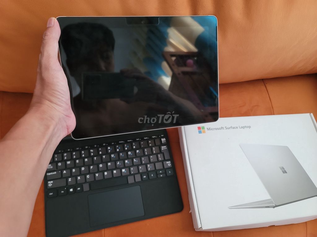 Laptop Microsoft Surface Go 2 in 1 fullbox likenew