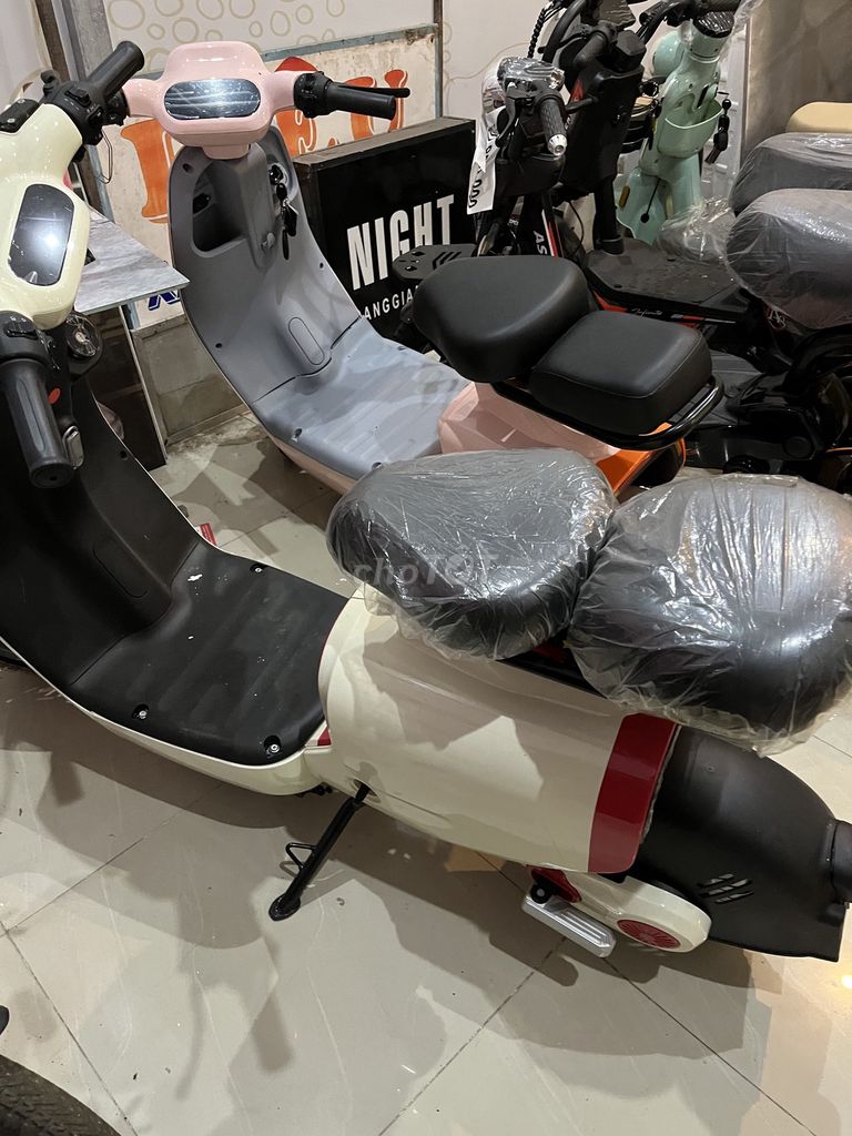 Bán xe đạp điện giá rẻ - hàng trưng bày. Mua bán Xe điện tại Huyện Tháp Mười Đồng Tháp được đăng bởi Tâm Mi Nguyễn hình 3