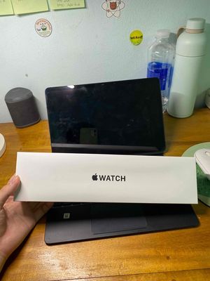 Bán đồng hồ apple watch SE 44mm GPS. Mua bán Thiết bị đeo thông minh tại Quận Cẩm Lệ Đà Nẵng được đăng bởi Triều Nguyễn