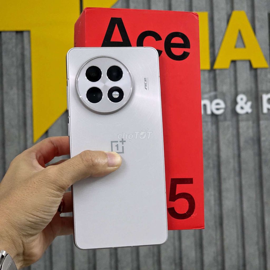 OnePlus Ace 5 5G 256GB Rom Quốc Tế. Mua bán Điện thoại tại Quận Thanh Khê Đà Nẵng được đăng bởi Tú MB hình 1