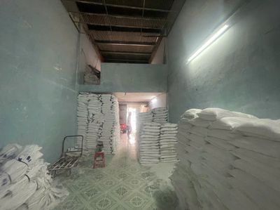 Chính chủ hạ giá  bán gấp căn MT Lạc Long Quân, P. 10, Quận 11. Mua bán nhà ở tại Quận 11 Tp Hồ Chí Minh được đăng bởi Gia Hưng Phong