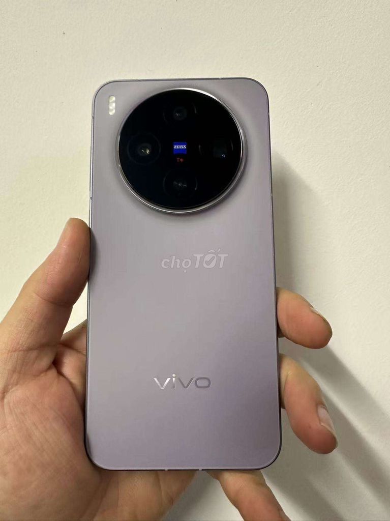Vivo X300 bản 12-256 Fullbox Đẹp 99%. Mua bán Điện thoại tại Quận Hà Đông Hà Nội được đăng bởi Đạo Nguyễn hình 1