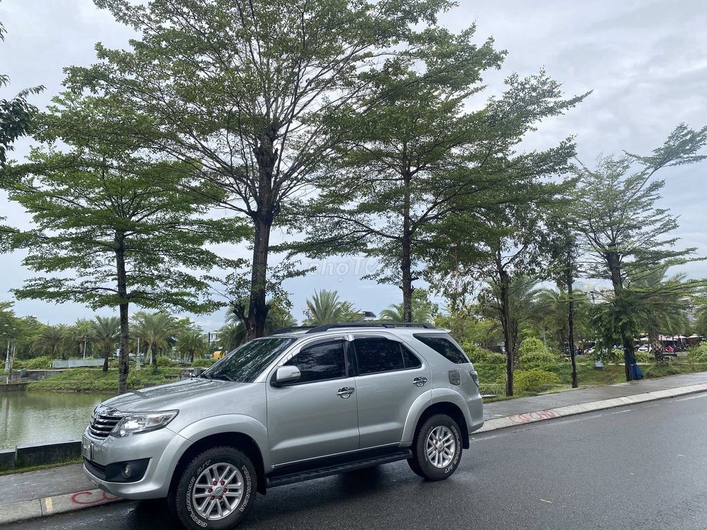 Toyota Fortuner 2014 2.7V 4x2 AT - 115000 km. Mua bán Ô tô tại Thành phố Quảng Ngãi Quảng Ngãi được đăng bởi Cao Minh Hà hình 10
