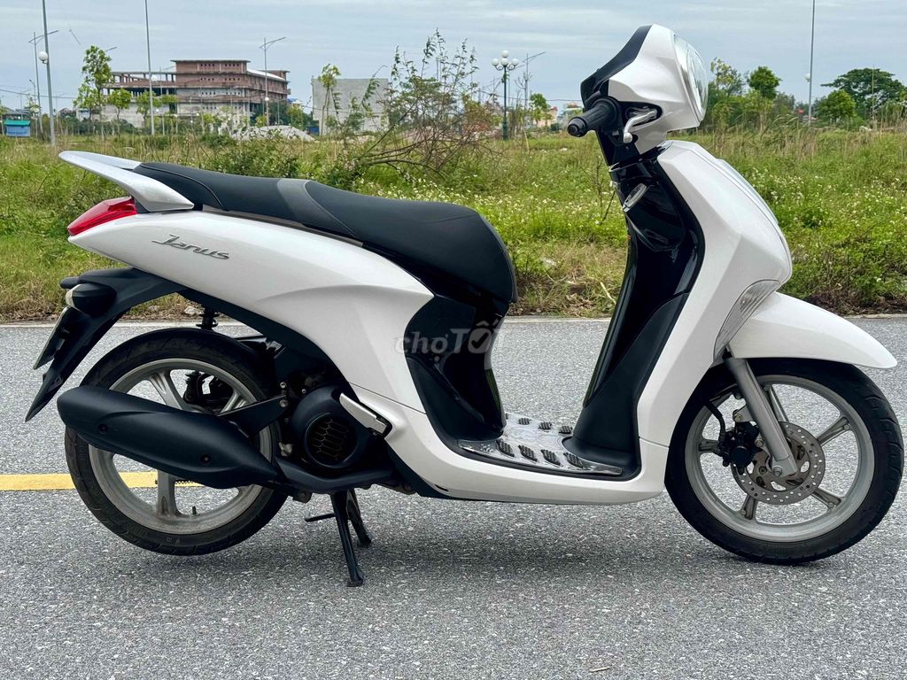 Yamaha Janus 2017 125cc Trắng. Mua bán Xe máy tại Thành phố Nam Định Nam Định được đăng bởi  long việt  hình 4