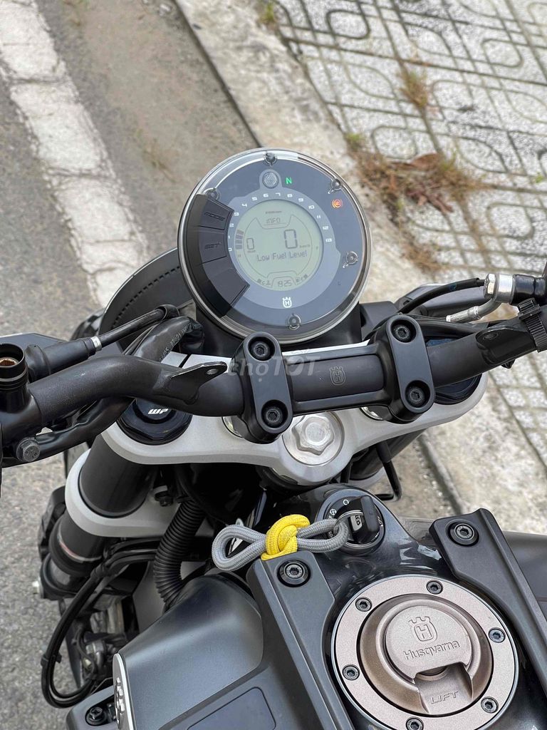 HUSQVARNA - Svartpilen 200 - Đời 2023 siêu lướt🫨. Mua bán Xe máy tại Thành phố Thủ Đức Tp Hồ Chí Minh được đăng bởi iMotorbike Tiến Lộc hình 12