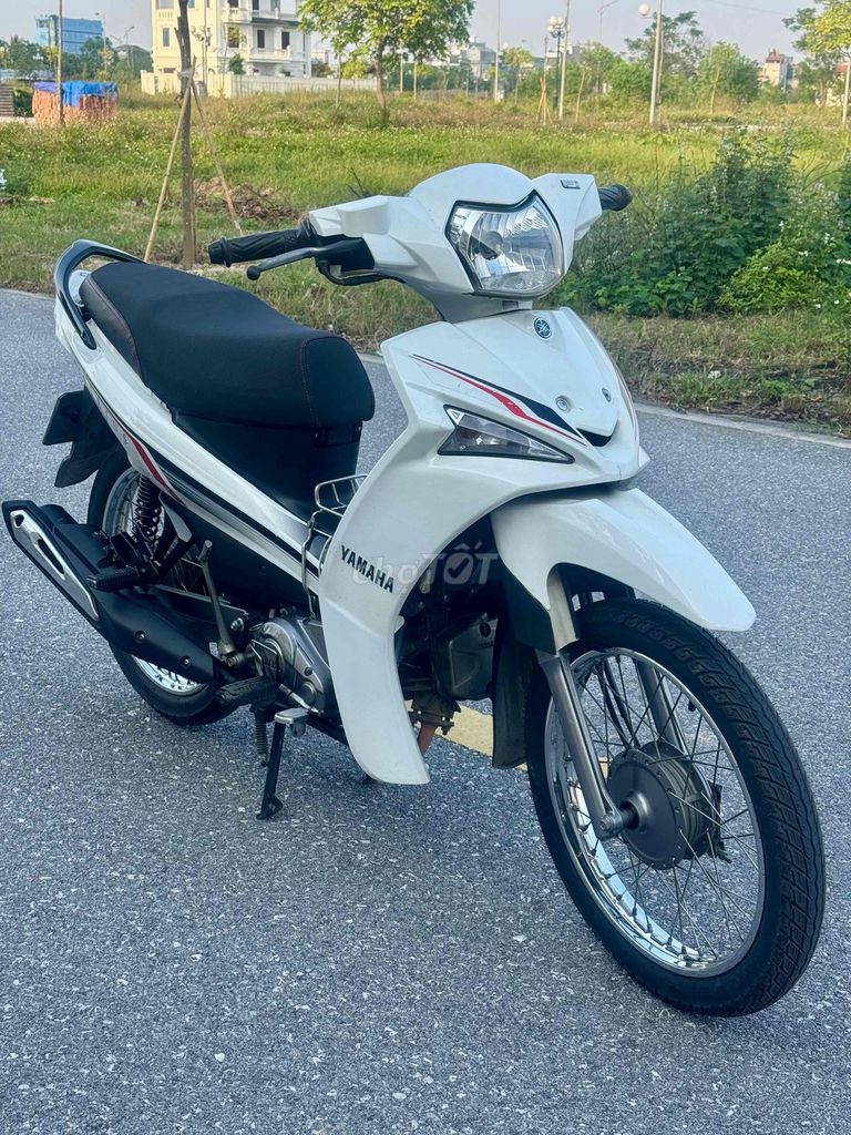 Yamaha Sirius Fi 2017 Trắng. Mua bán Xe máy tại Thành phố Nam Định Nam Định được đăng bởi  long việt  hình 2
