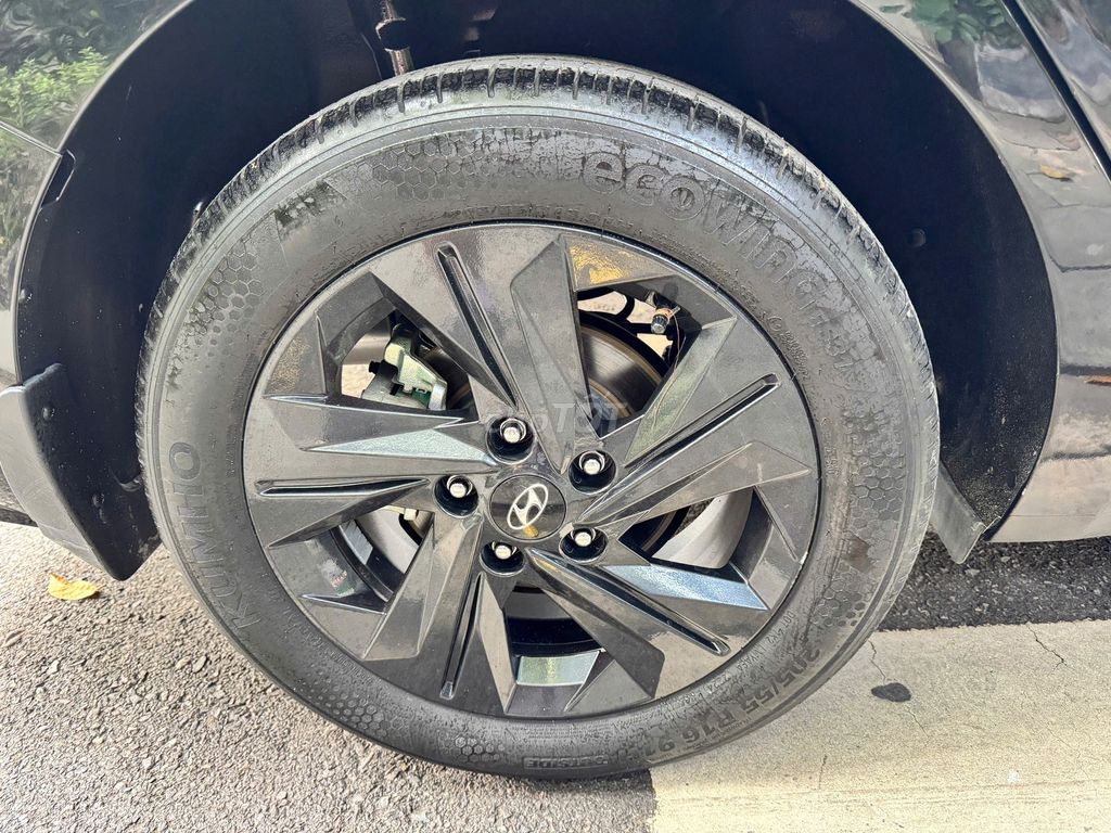 Hyundai Elantra 1.6 đặc biệt 2024. Mua bán Ô tô tại Quận Long Biên Hà Nội được đăng bởi PHÚC LÂM  AUTO hình 16