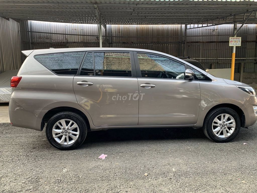Innova 2.0G 2019 số tự động, màu xám. Mua bán Ô tô tại Quận 12 Tp Hồ Chí Minh được đăng bởi Xuân Trường hình 9