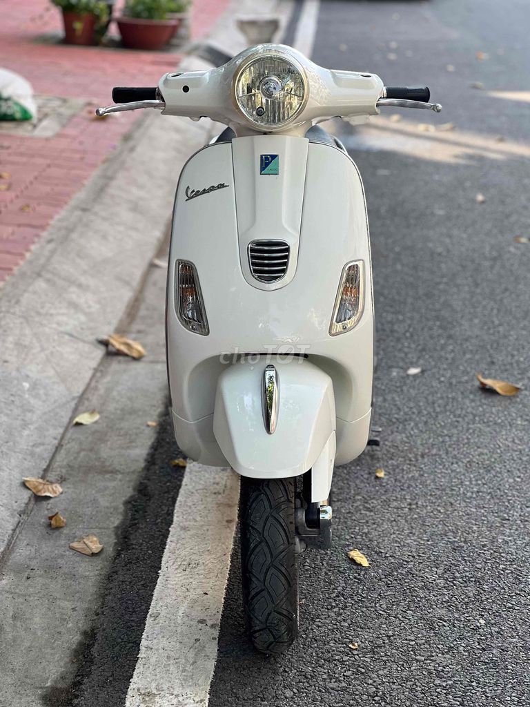 Vespa Lx 125 3vie Bstp chính chủ.. Mua bán Xe máy tại Huyện Bình Chánh Tp Hồ Chí Minh được đăng bởi Huy hình 6