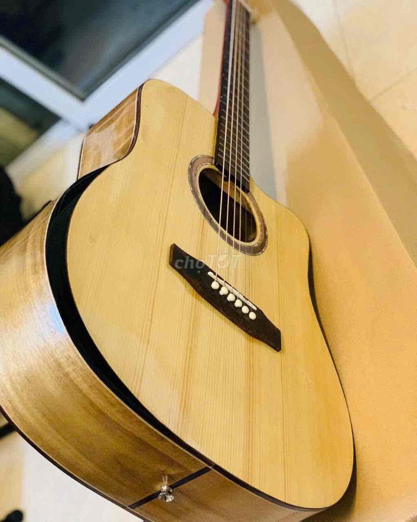 Thanh lý mẫu Guitar D16 full gỗ điệp mới 99%