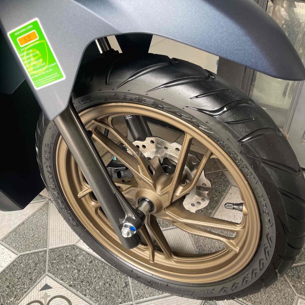 Vario 125 индонезийской сборки спортивная версия, как новый, 1 собств.
