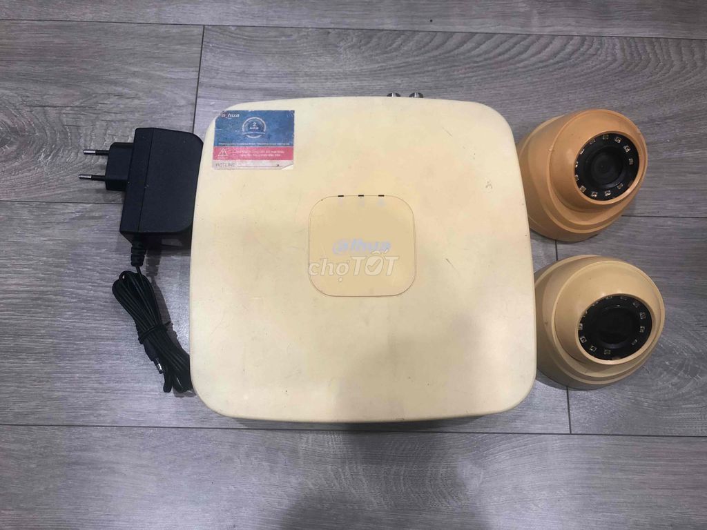 Bộ camera Dahua 2 mắt + ổ 320gb. Mua bán Máy ảnh, Máy quay tại Quận Cầu Giấy Hà Nội được đăng bởi Lê Cường hình 1
