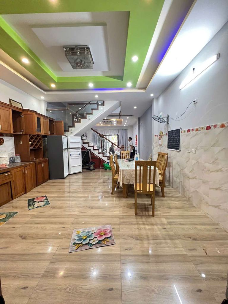Аренда · 4 комн. · 100 м² · Quận Cẩm Lệ, ул. Đường Nguyễn Phong Sắc
