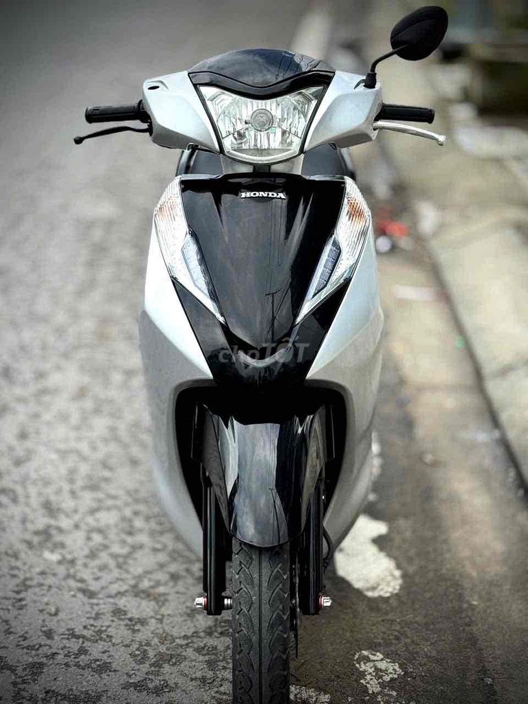 Honda Lead 2014 GÓP NỢ XẤU BAO ĐẬU. Mua bán Xe máy tại Quận 7 Tp Hồ Chí Minh được đăng bởi Tú hình 9