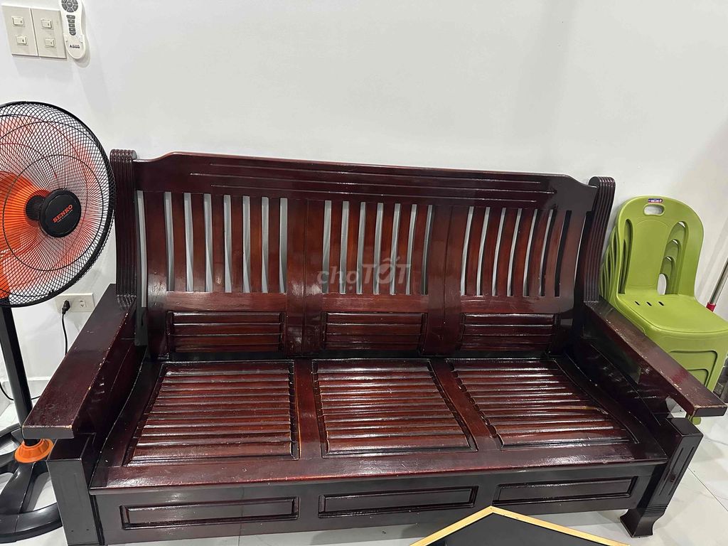 Bàn ghế gỗ Gỗ Nâu Đã sử dụng. Mua bán Bàn ghế tại Huyện An Dương Hải Phòng được đăng bởi Hoàng Hải Ýên hình 1
