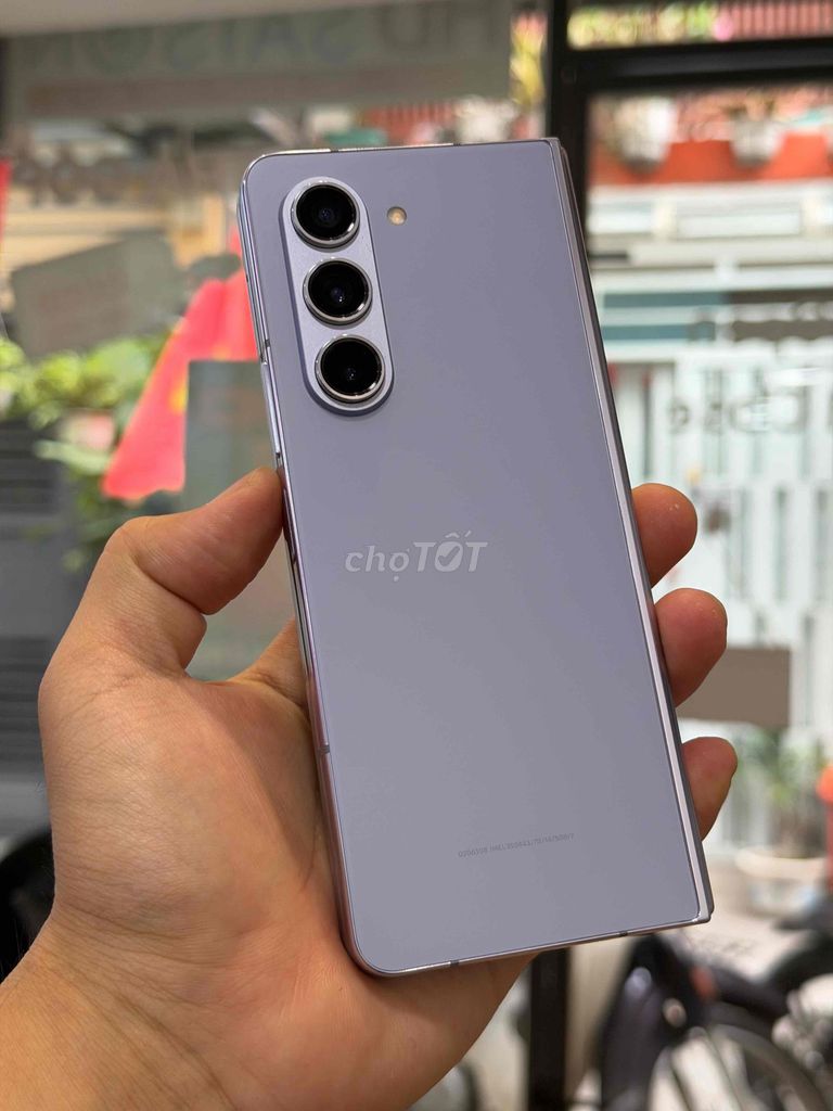 Samsung Galaxy Z Fold5 256GB Tím Đã sử dụng. Mua bán Điện thoại tại Quận 3 Tp Hồ Chí Minh được đăng bởi Phone2Hand hình 1