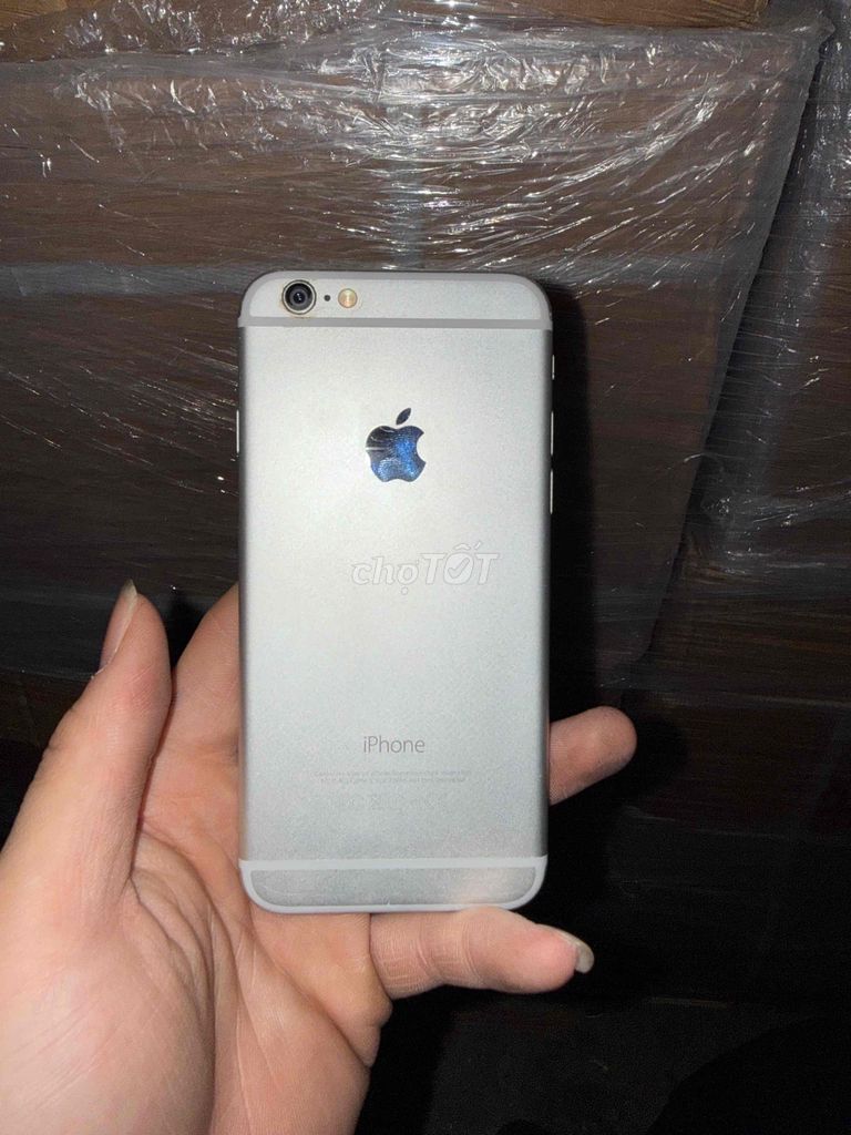 Apple iPhone 6 16GB Bạc. Mua bán Điện thoại tại Quận Hoàng Mai Hà Nội được đăng bởi Hi Hi hình 1