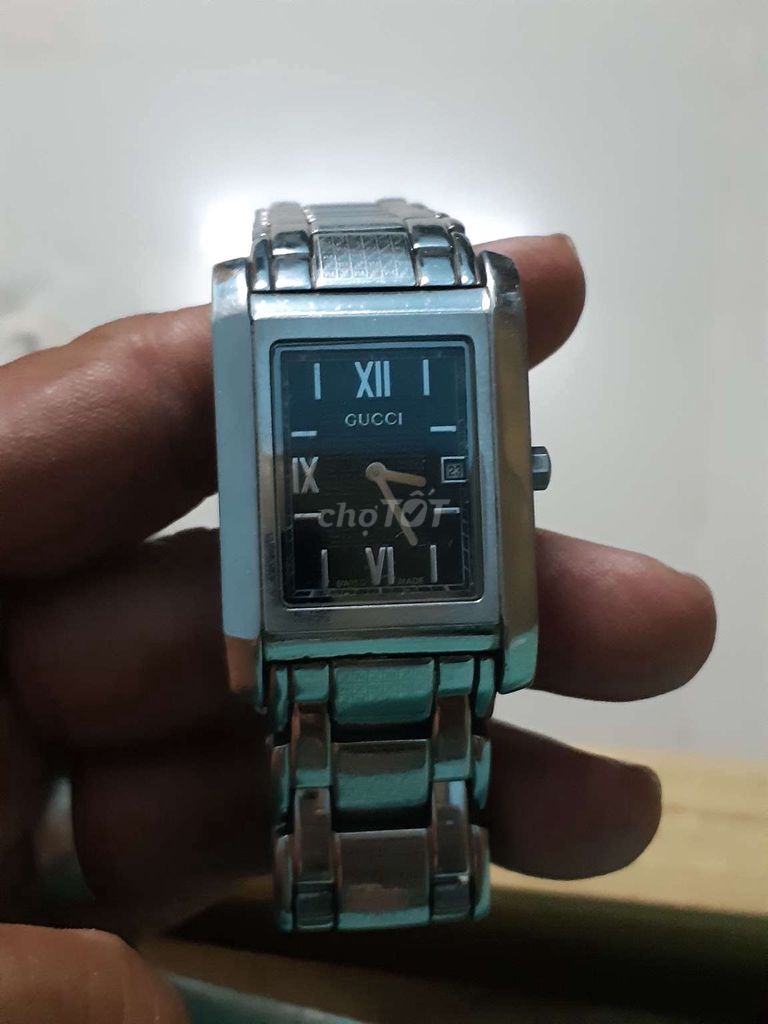 Đồng hồ đeo tay Gucci Nam Thép đúc. Mua bán Đồng hồ tại Thành phố Bến Tre Bến Tre được đăng bởi Cà phê cầu Trà Ôn hình 1