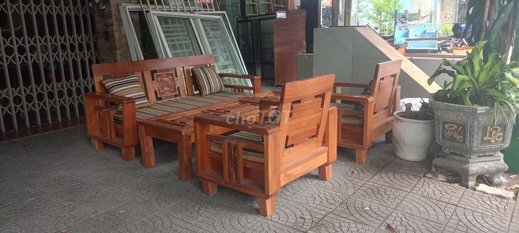 Bộ bàn ghế phòng khách Gỗ Lim. Mua bán Bàn ghế tại Quận Cẩm Lệ Đà Nẵng được đăng bởi Thái phiên  hình 1