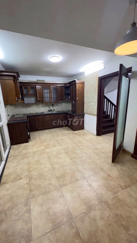 Аренда виллы в Ме Три, Нам Ты Лием, Ханой - 130м² x 4 этажа