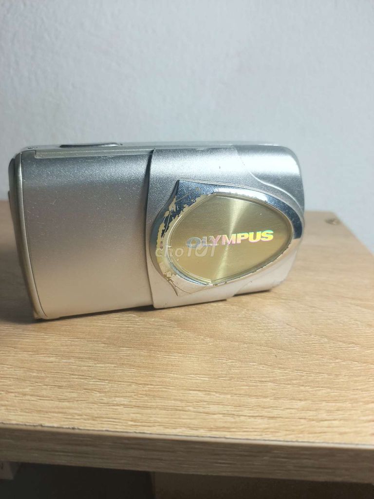 Máy ảnh Olympus mju 400 Bạc. Mua bán Máy ảnh, Máy quay tại Thành phố Trà Vinh Trà Vinh được đăng bởi Châu Gia Huy  hình 1