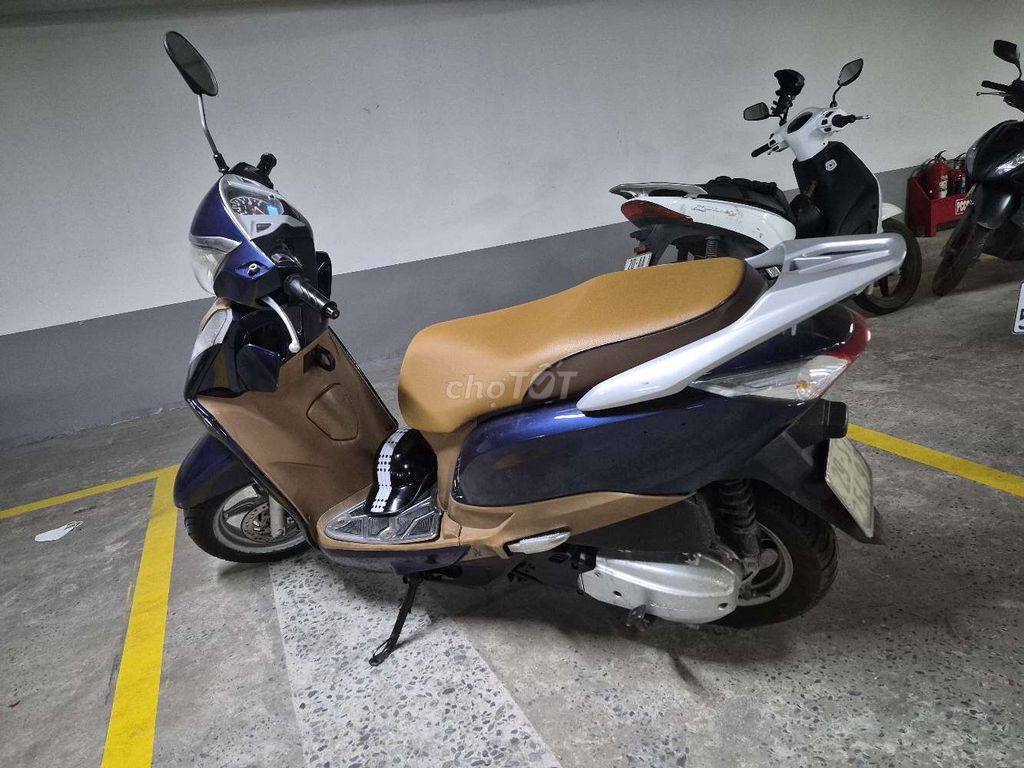Honda Lead 125 2018 синий, коричневый