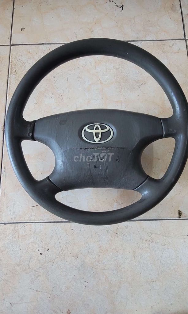 E thừa vô lăng inova bán cho bác nào cần. Mua bán Phụ tùng xe tại Huyện Hoằng Hóa Thanh Hóa được đăng bởi phong hình 1