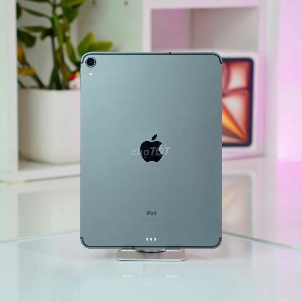 Apple iPad Pro 2018 11 inch 64GB Xám 99%. Mua bán Máy tính bảng tại Quận Thanh Xuân Hà Nội được đăng bởi Lê Đức Thắng hình 1
