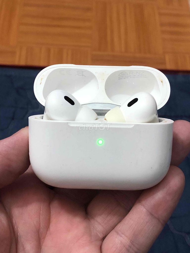 Apple AirPods Pro Trắng Đã qua sử dụng. Mua bán Tivi, Âm thanh tại Quận Hà Đông Hà Nội được đăng bởi Hoa Bưởi hình 1