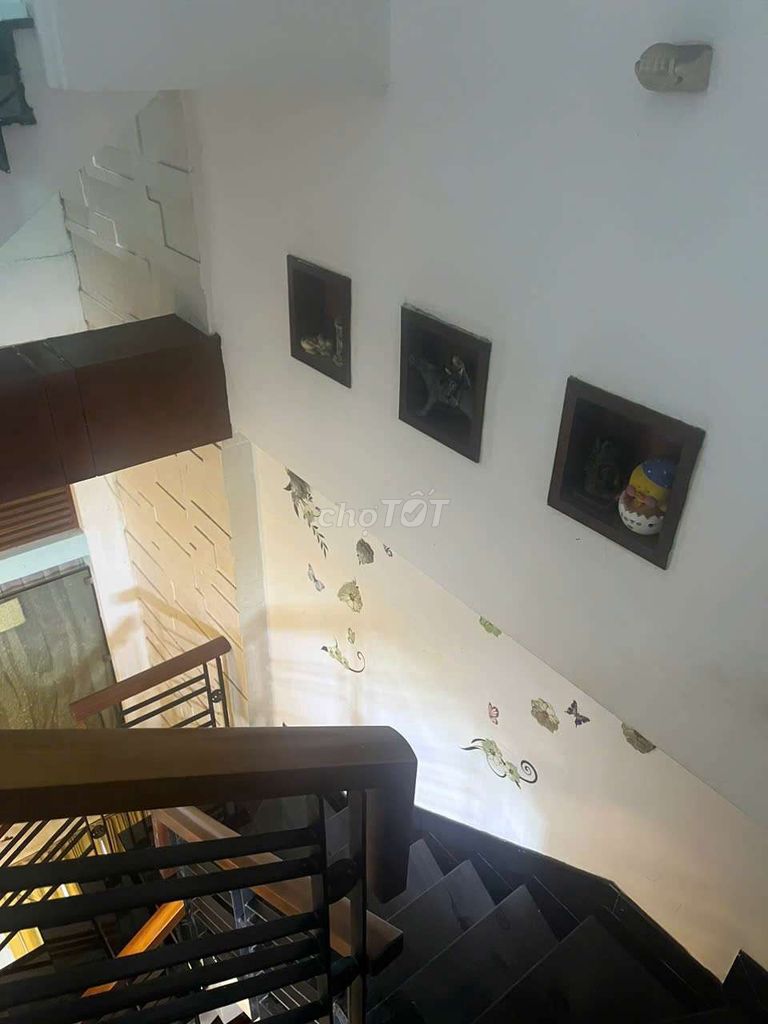 Nhà mặt tiền Võ Văn Tần. Mua bán nhà ở tại Quận 3 Tp Hồ Chí Minh được đăng bởi Minh Tam hình 3