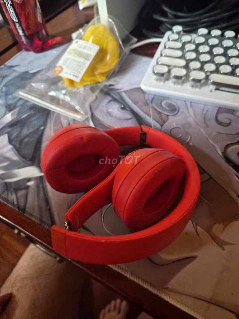 Tai nghe Beats Solo 3 Đỏ Đã sử dụng. Mua bán Tivi, Âm thanh tại Huyện Tam Dương Vĩnh Phúc được đăng bởi nguyen công tuyền hình 1