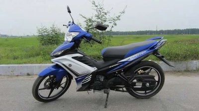 Bán xe máy Yamaha Exciter xanh trắng đời 2011. Mua bán Xe máy tại Quận Thanh Xuân Hà Nội được đăng bởi Nguyễn Phan Trường Minh