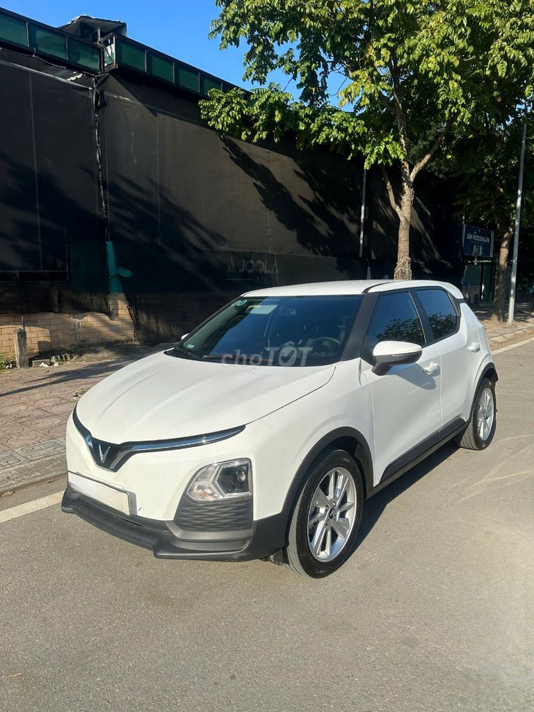 VinFast VF 5 Plus 2023 Trắng. Mua bán Ô tô tại Quận Long Biên Hà Nội được đăng bởi quân hình 2