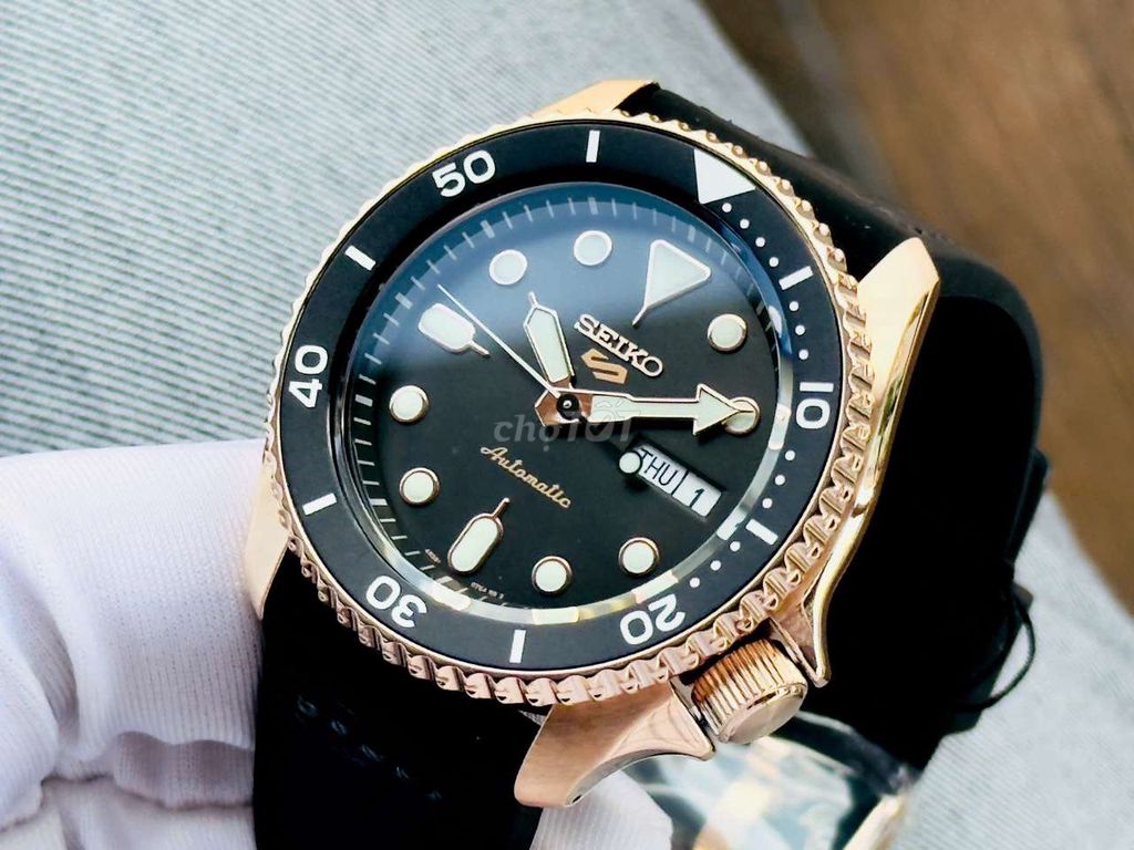 Đồng hồ Seiko 5 Sport SRPD76K1 Nam. Mua bán Đồng hồ tại Quận Cẩm Lệ Đà Nẵng được đăng bởi Lorencia Xách Tay hình 1